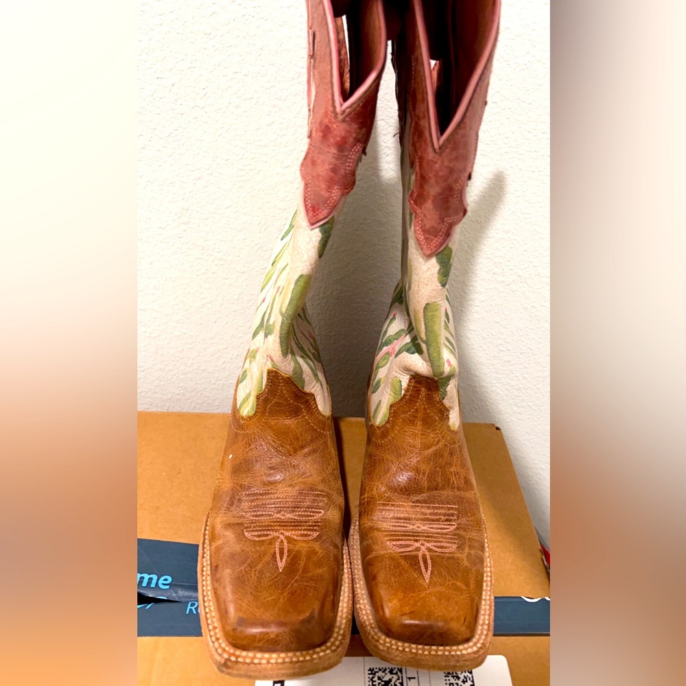 Ariat cactus boots